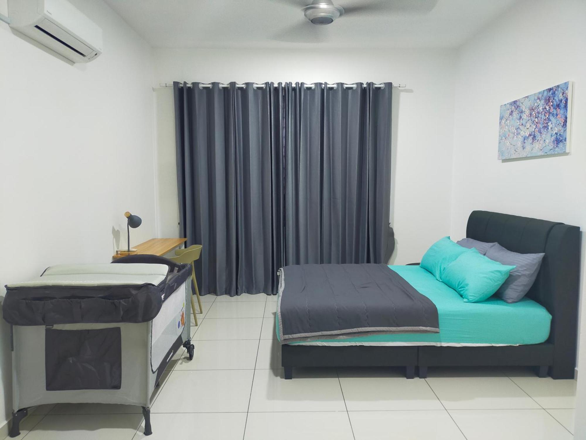 Four Leaf Clover @ Crest Mount Austin Jb Holiday home Johor Bahru